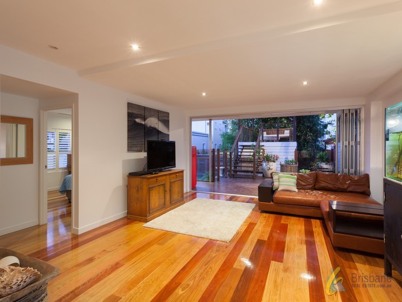 200 Graceville Ave, Graceville QLD 4075