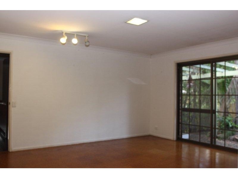 2 Nankin Street, Fig Tree Pocket QLD 4069