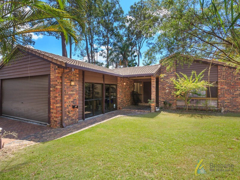 8 Giles Ct, Mount Ommaney QLD 4074