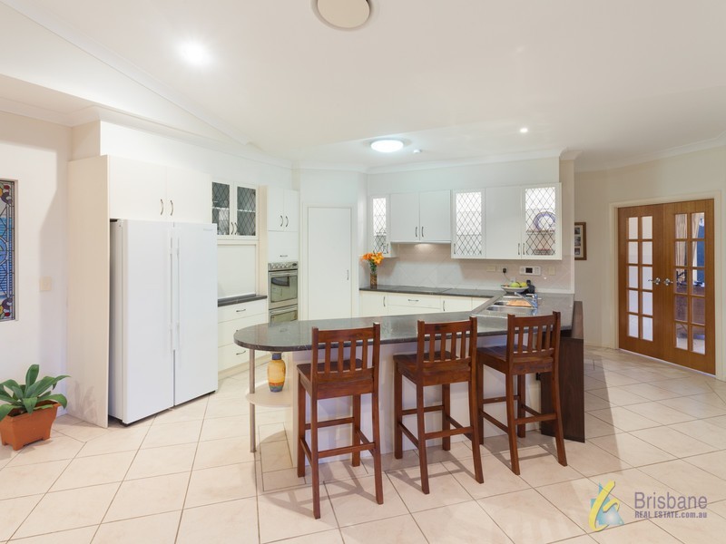 28 Katherine Court, Karalee QLD 4306
