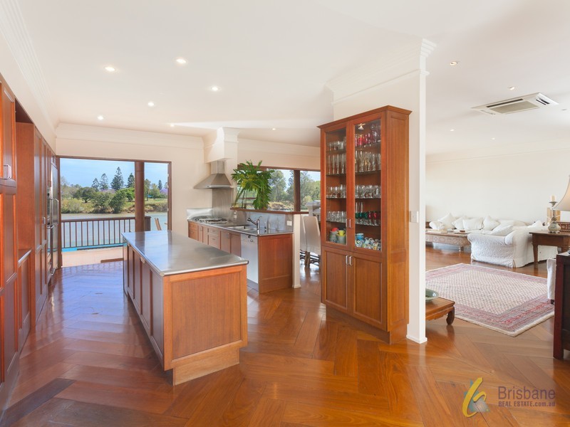 104 Rome Street South, Yeronga QLD 4104