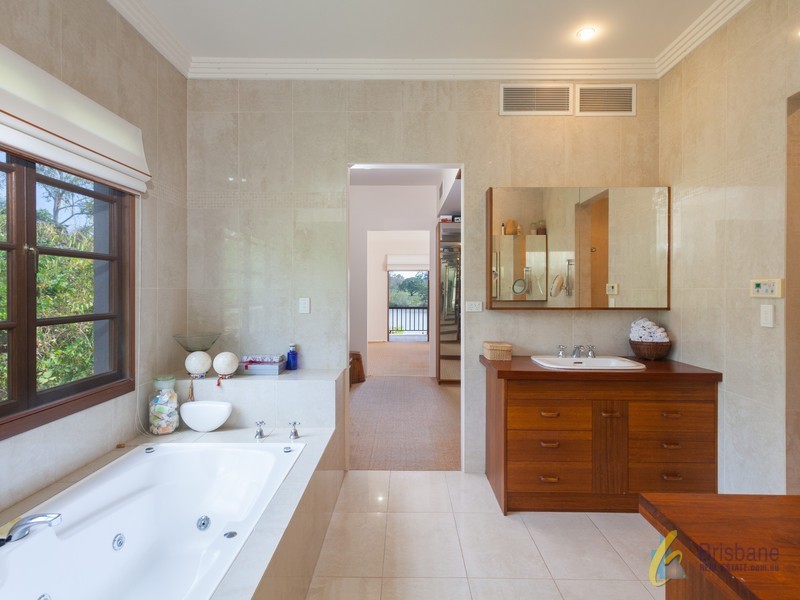 104 Rome Street South, Yeronga QLD 4104