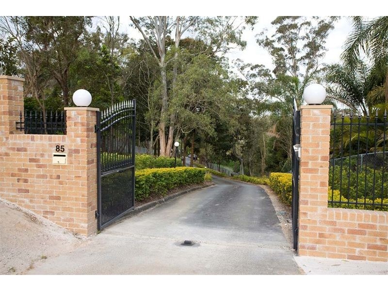 85 Boscombe Road, Brookfield QLD 4069
