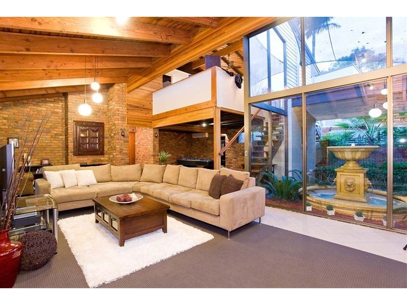 85 Boscombe Road, Brookfield QLD 4069