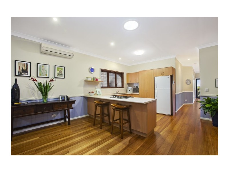 198 Cliveden Ave, Corinda QLD 4075