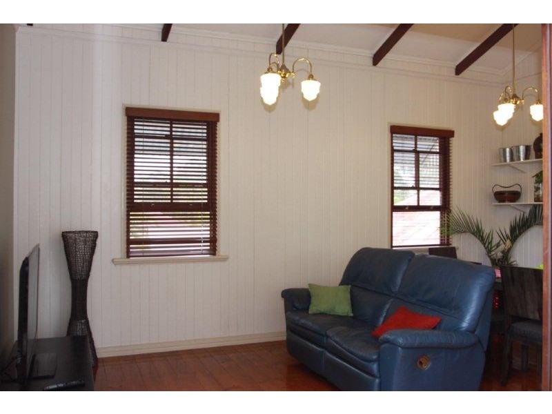 62a Thorpe Street, Indooroopilly QLD 4068