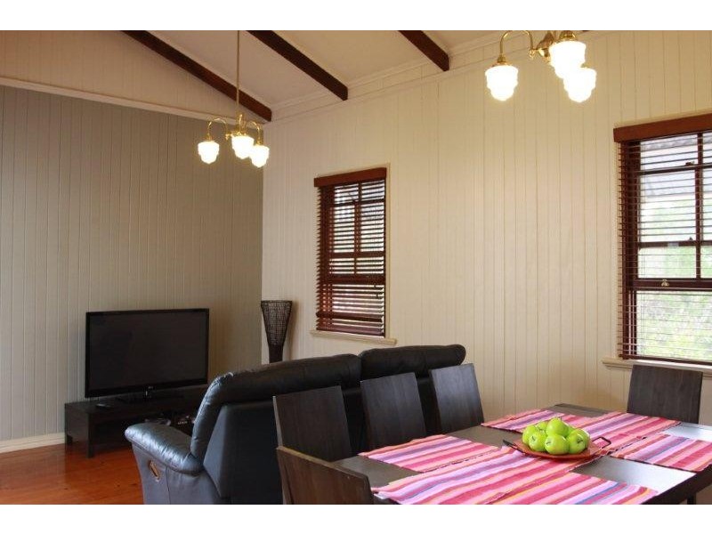 62a Thorpe Street, Indooroopilly QLD 4068