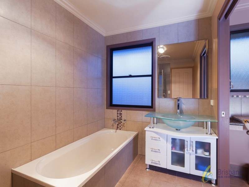 149 George Holt Drive, Mount Crosby QLD 4306