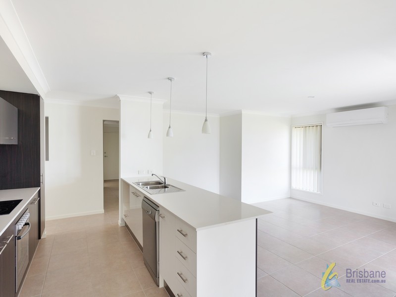 12 McGrath Court, Moggill QLD 4070