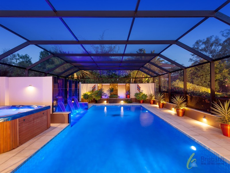 19 Sanctuary Place, Fig Tree Pocket QLD 4069