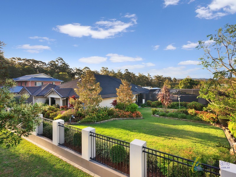 19 Sanctuary Place, Fig Tree Pocket QLD 4069