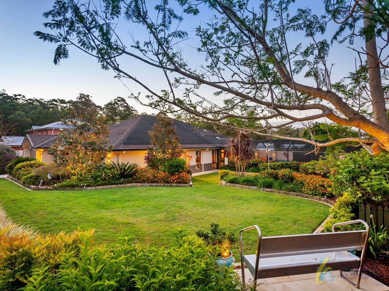 19 Sanctuary Place, Fig Tree Pocket QLD 4069