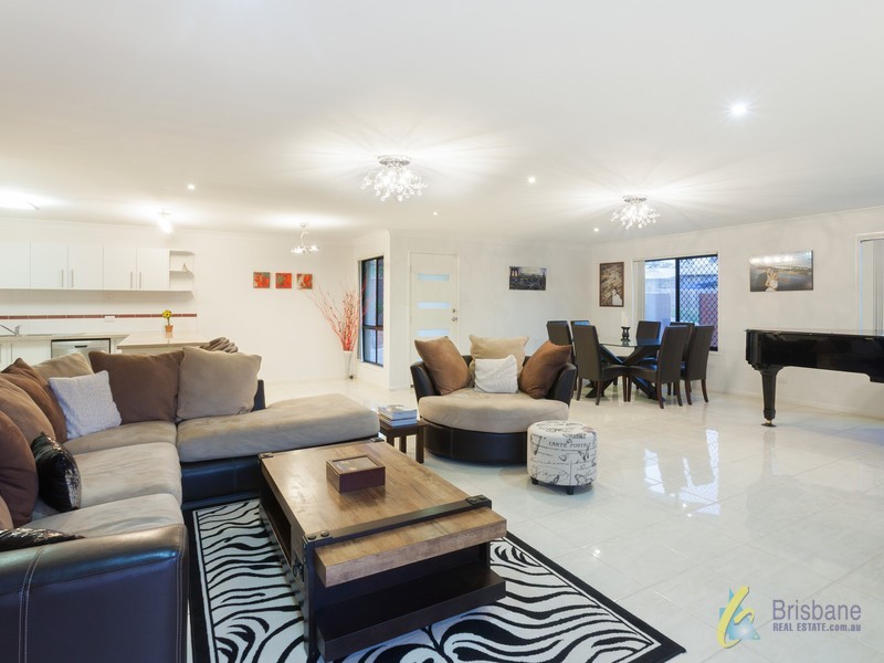 6 Arvin Cl, Calamvale QLD 4116