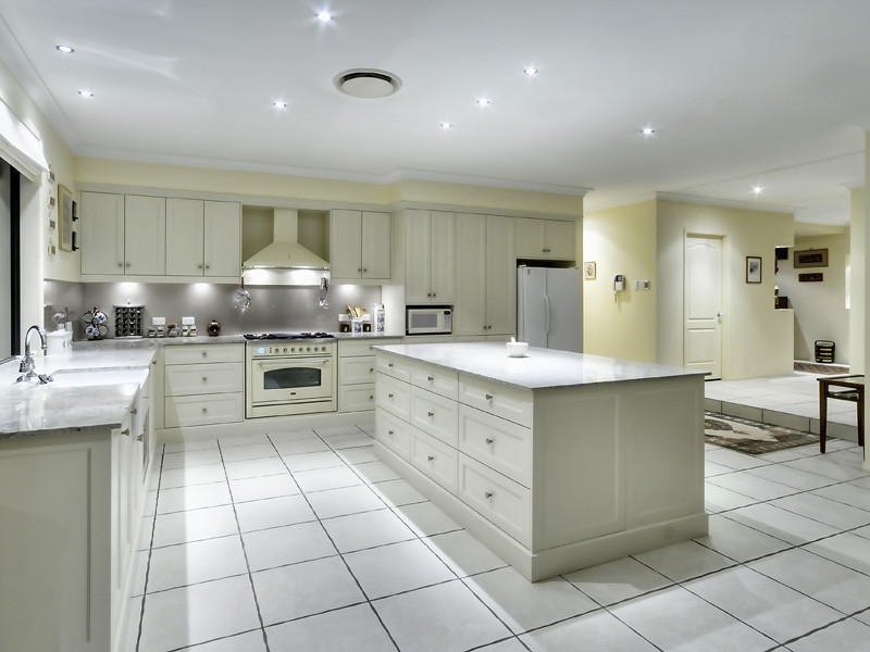 7 Brimblecombe Circuit, Pullenvale QLD 4069