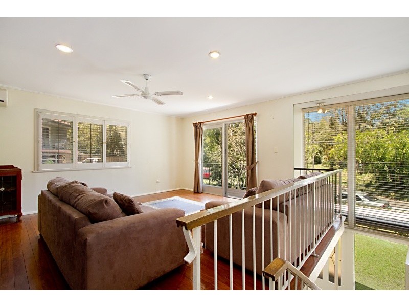 9 Cougar Street, Indooroopilly QLD 4068