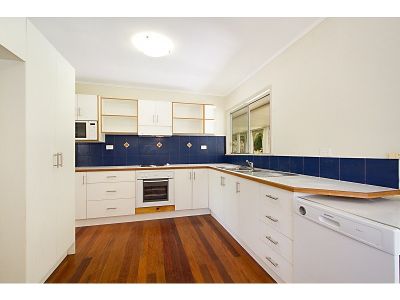 9 Cougar Street, Indooroopilly QLD 4068