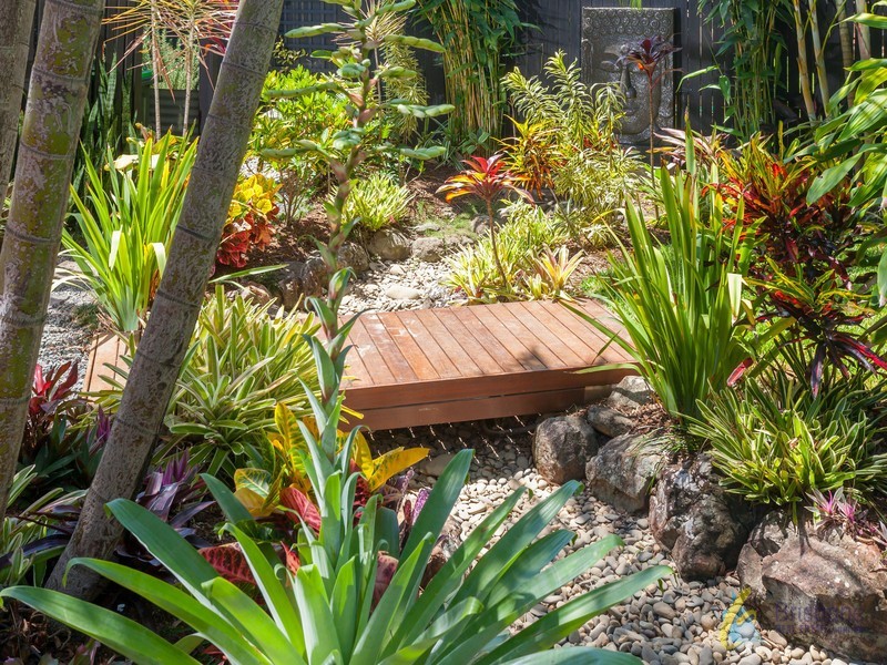 30 Strong Ave, Graceville QLD 4075