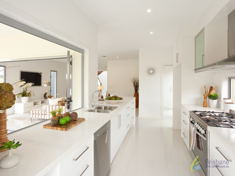 147 Graceville Ave, Graceville QLD 4075