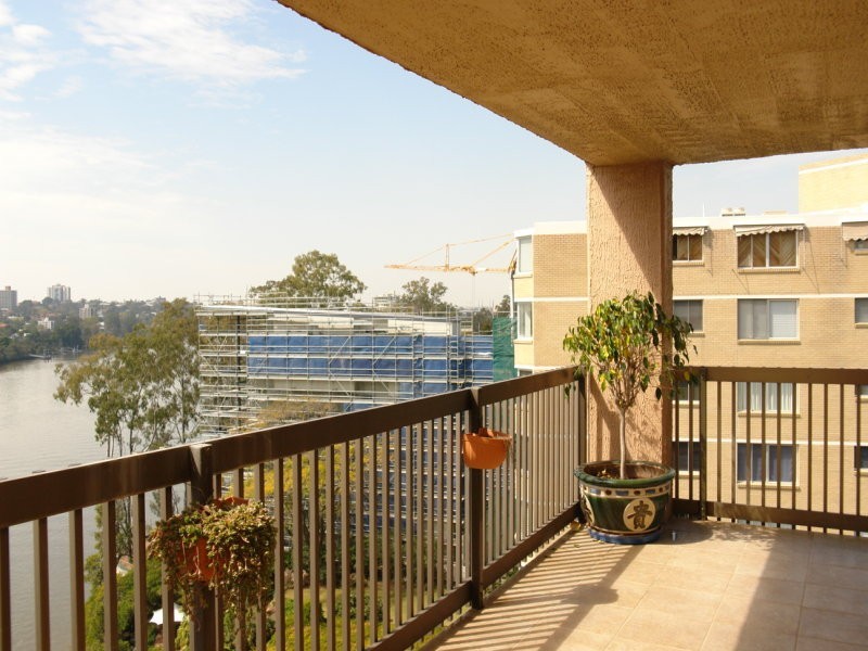 30/72 Sandford Street, St Lucia QLD 4067