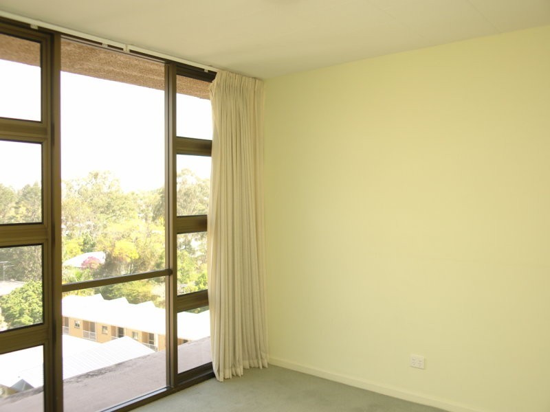 30/72 Sandford Street, St Lucia QLD 4067