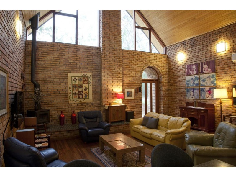 38 Eurambeen Close, Karana Downs QLD 4306