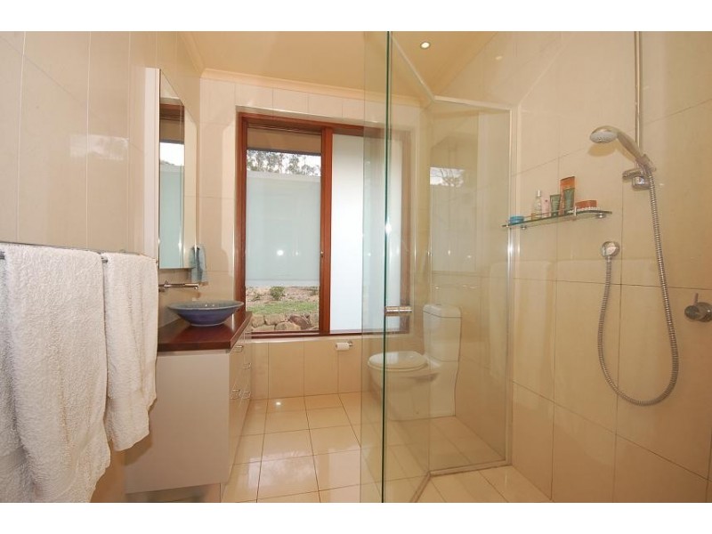 38 Eurambeen Close, Karana Downs QLD 4306