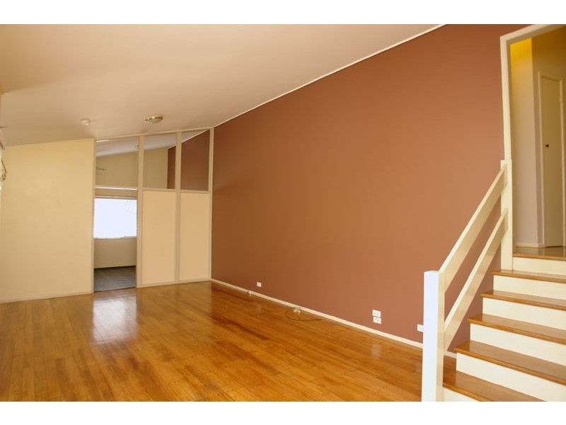 9 Fallbrook Street, Kenmore QLD 4069