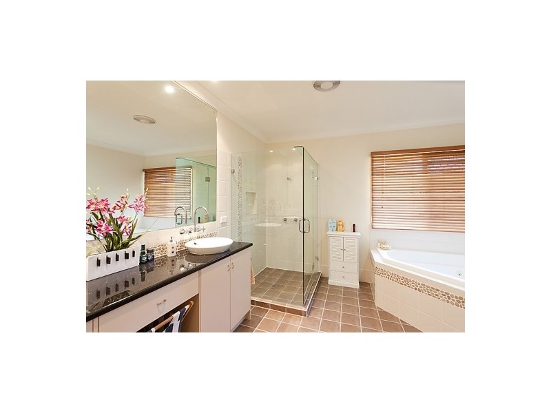 291 George Holt Drive, Mount Crosby QLD 4306