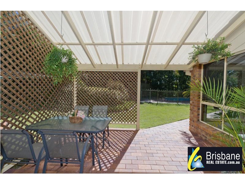 5 Pellatt Close, Kenmore Hills QLD 4069