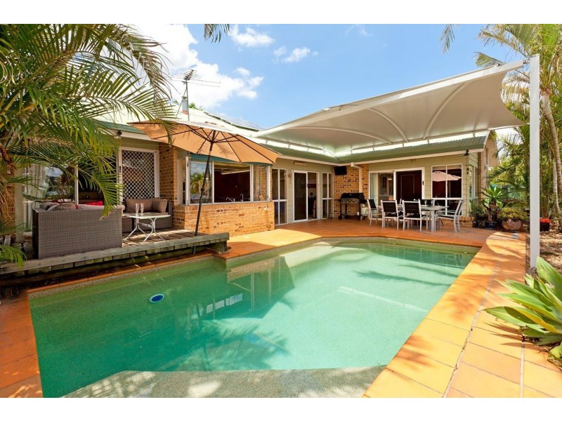 63 Riverhills Road, Middle Park QLD 4074