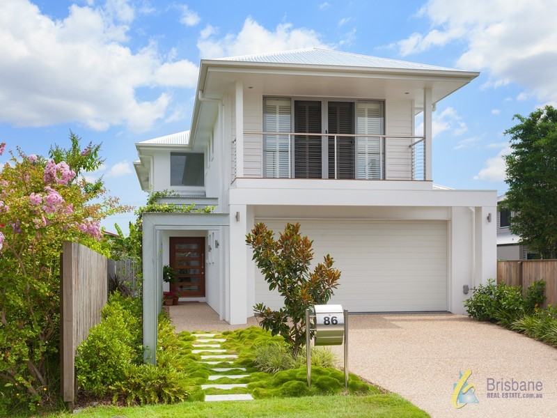 86 Strong Ave, Graceville QLD 4075