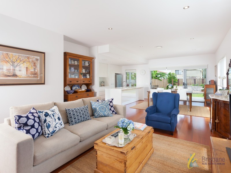 86 Strong Ave, Graceville QLD 4075