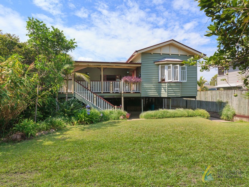 94 Strong Ave, Graceville QLD 4075