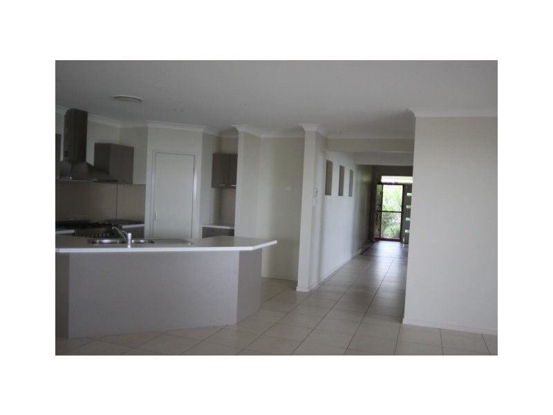 9 Pardalote Drive, Brookwater QLD 4300