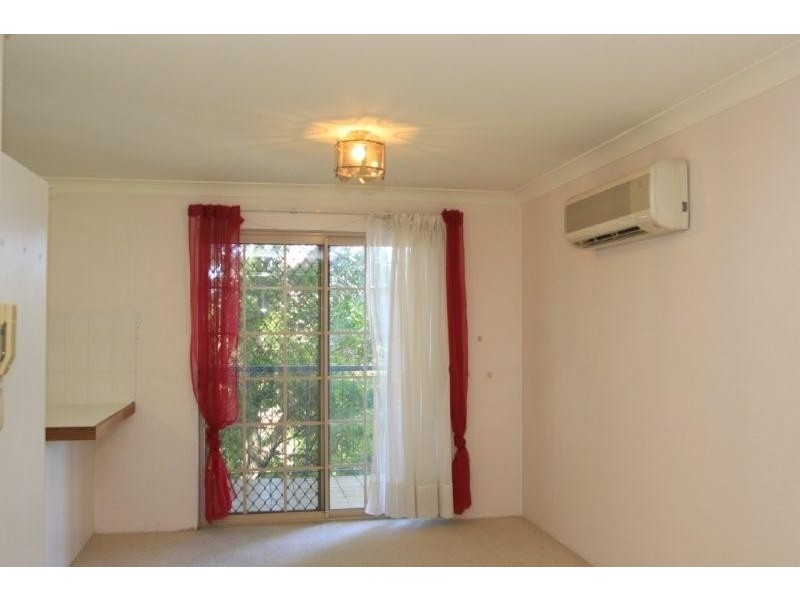 1/25 Payne Street, Indooroopilly QLD 4068