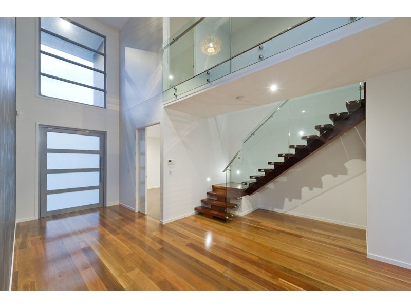 9 Emma Place, Fig Tree Pocket QLD 4069