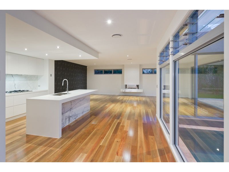 9 Emma Place, Fig Tree Pocket QLD 4069
