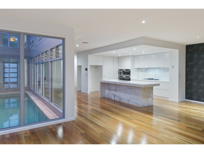 9 Emma Place, Fig Tree Pocket QLD 4069