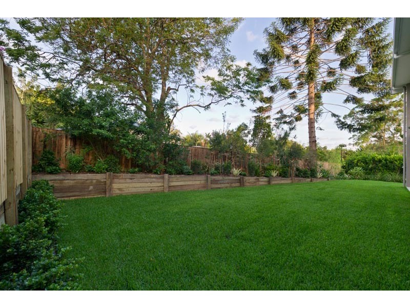 9 Emma Place, Fig Tree Pocket QLD 4069