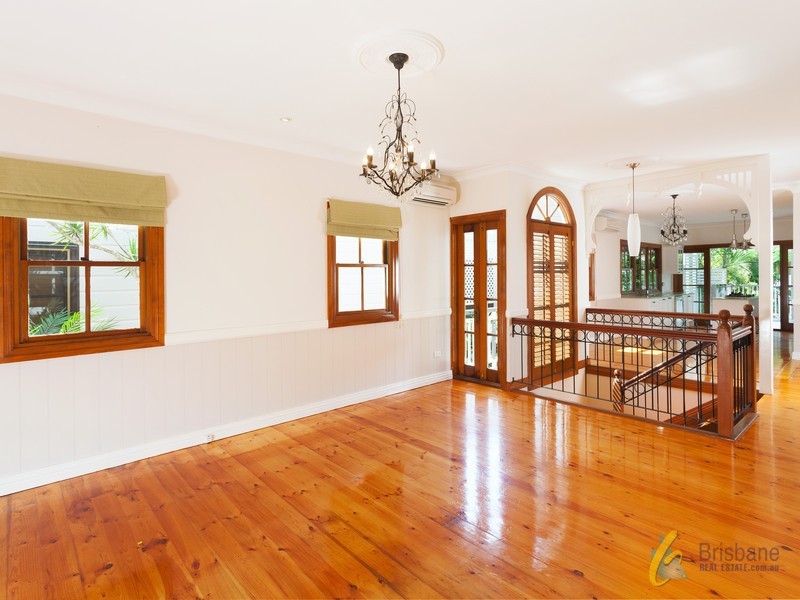 38 Chelmer St East, Chelmer QLD 4068
