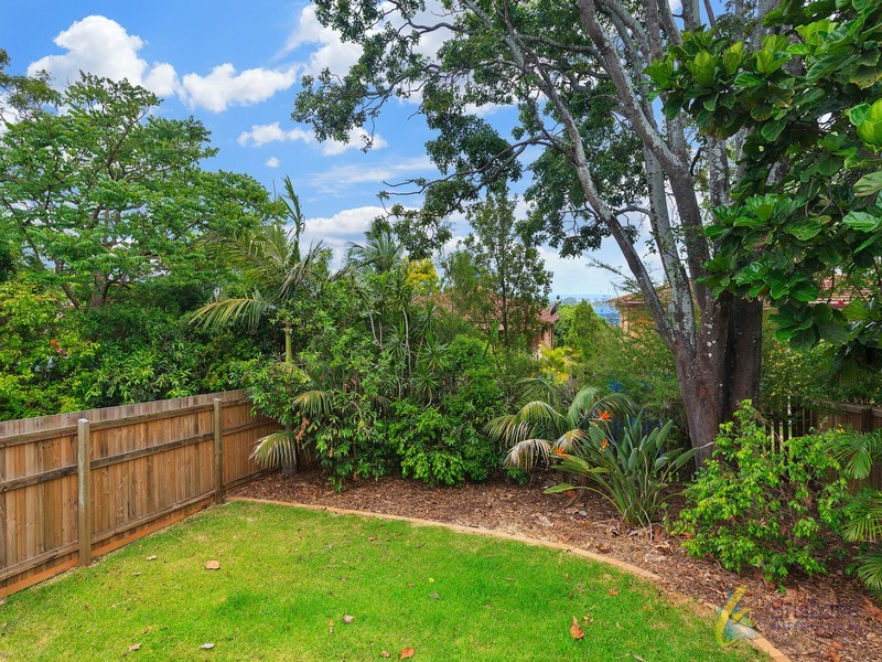 19 Blackheath Rd, Oxley QLD 4075
