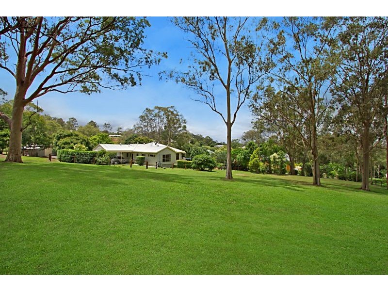 85 Hornsey Rd, Anstead QLD 4070