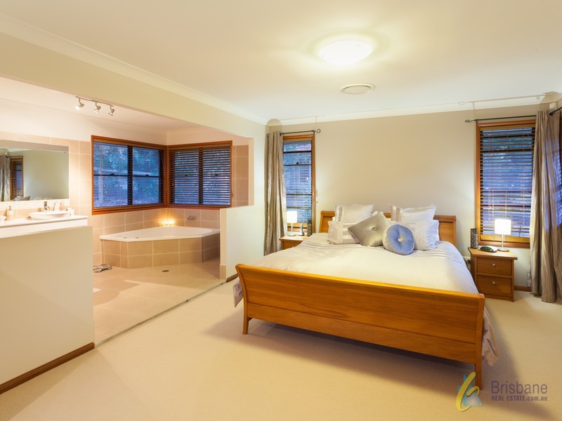 25 Lintrose Terrace, Karalee QLD 4306