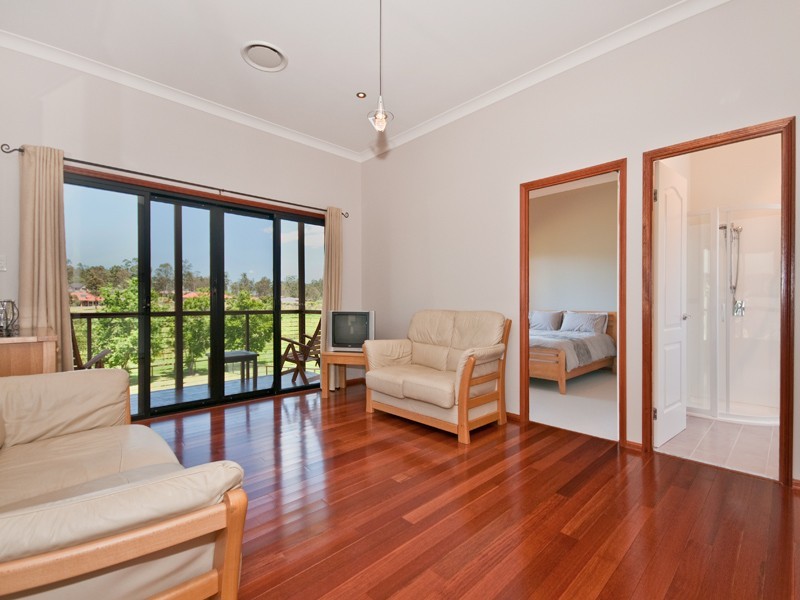 25 Lintrose Terrace, Karalee QLD 4306