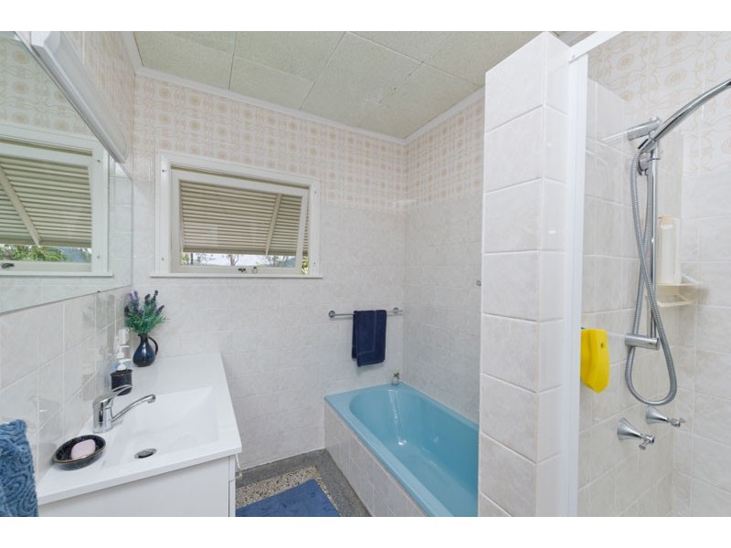 44 Gap Creek Road, Kenmore Hills QLD 4069