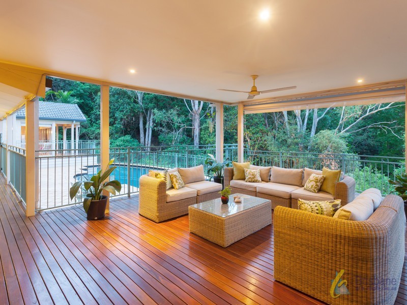 19 Melaleuca Place, Brookfield QLD 4069