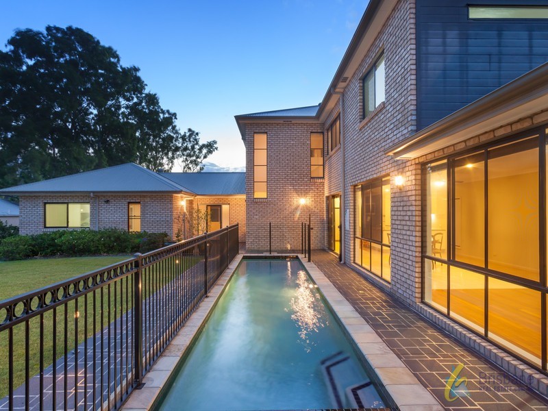 86 Botticelli Street, Fig Tree Pocket QLD 4069