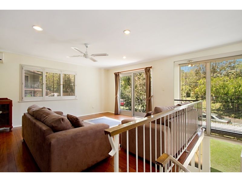 9 Cougar Street, Indooroopilly QLD 4068