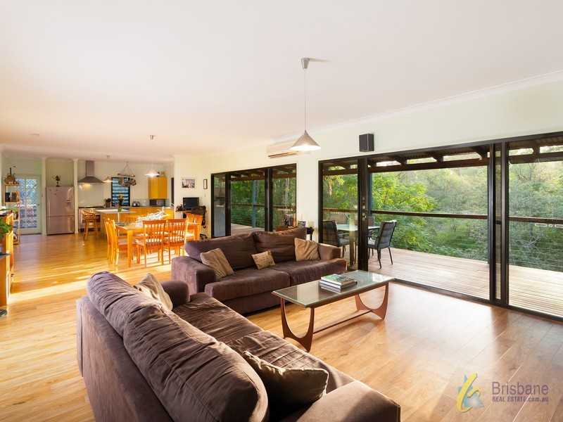 23 Neikah Close, Karana Downs QLD 4306