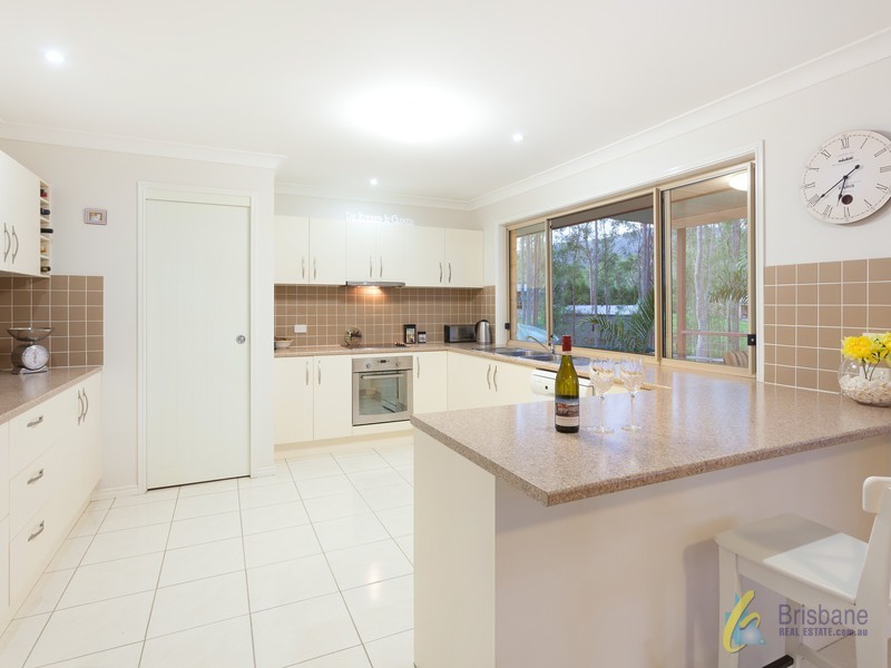 31 Jack Kerr Court, Mount Crosby QLD 4306